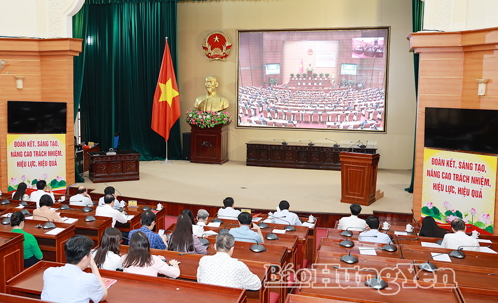 Toàn cảnh hội nghị tại điểm cầu tỉnh Hưng Yên.