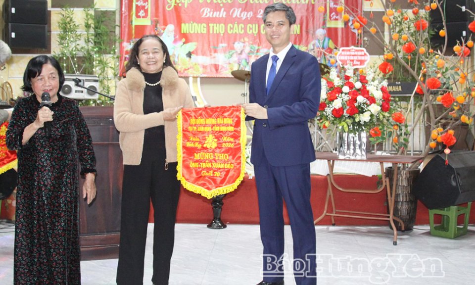 Gặp mặt Hội đồng hương Hưng Y&ecirc;n tại tỉnh Ninh B&igrave;nh