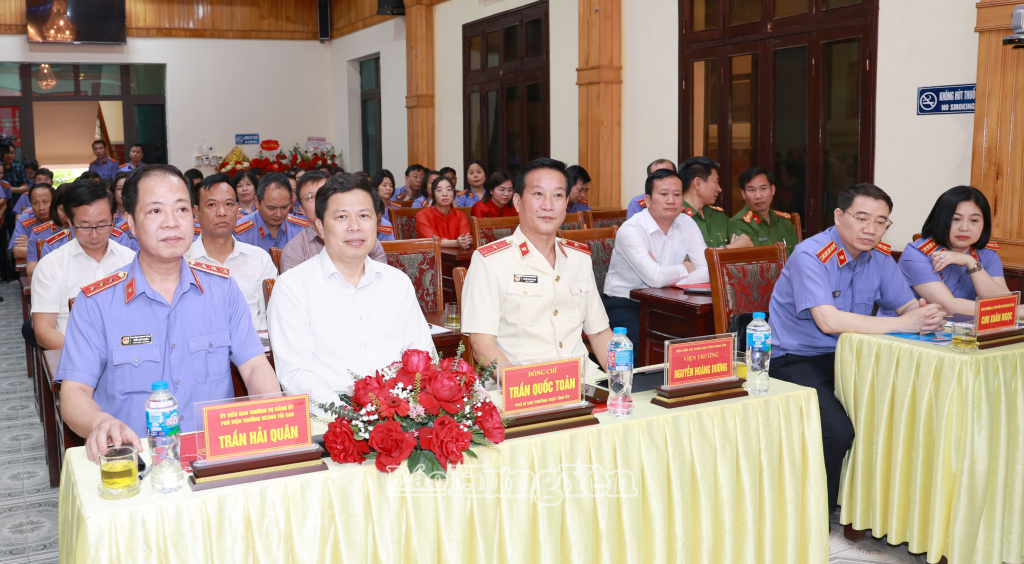 Các đại biểu dự hội nghị.