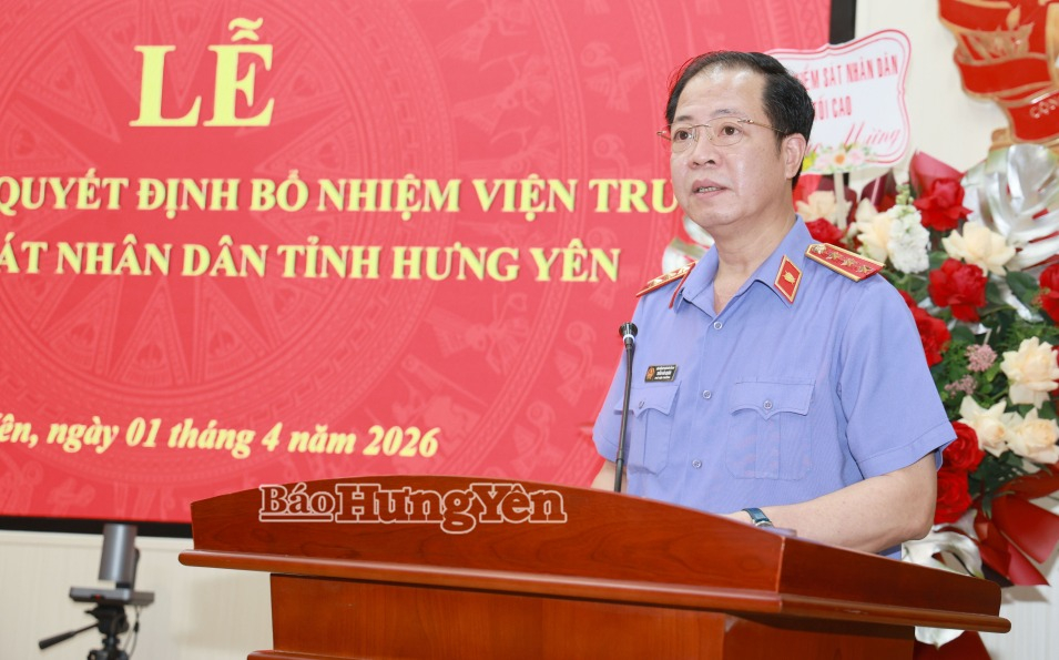 Đồng chí Trần Hải Quân, Phó Viện trưởng Viện Kiểm sát nhân dân Tối cao phát biểu tại hội nghị.