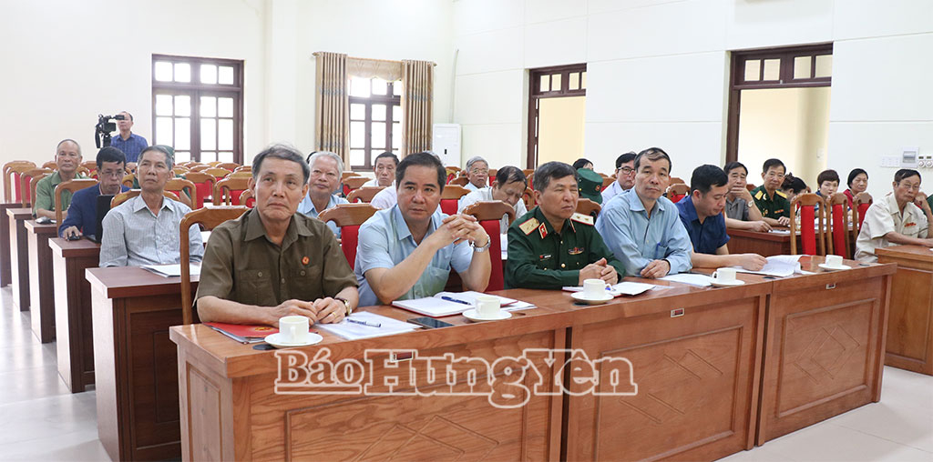 Các đại biểu dự hội nghị.