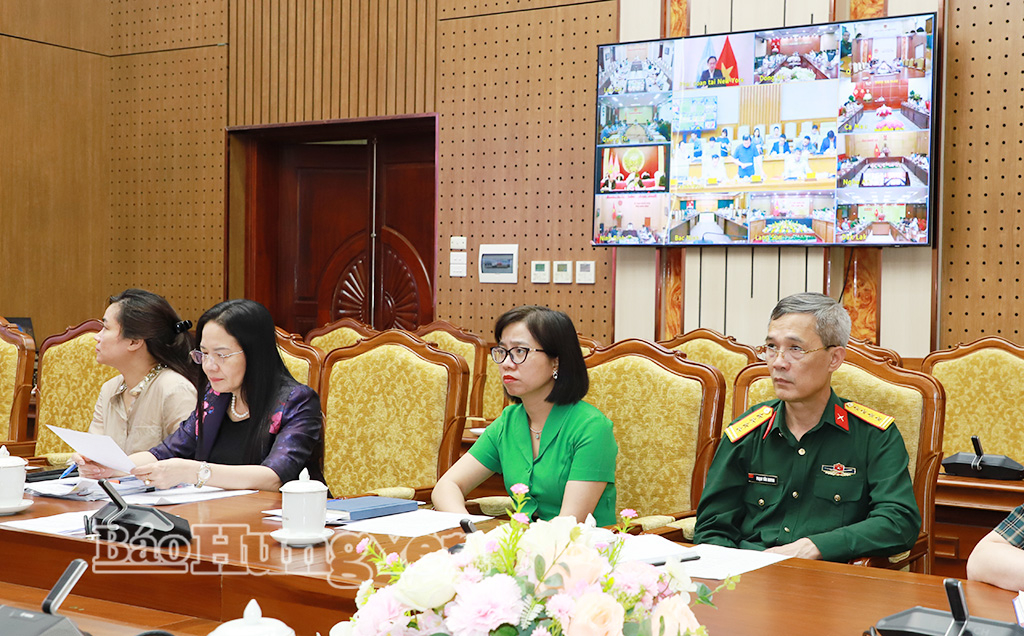 Các đại biểu dự họp tại điểm cầu của tỉnh Hưng Yên.