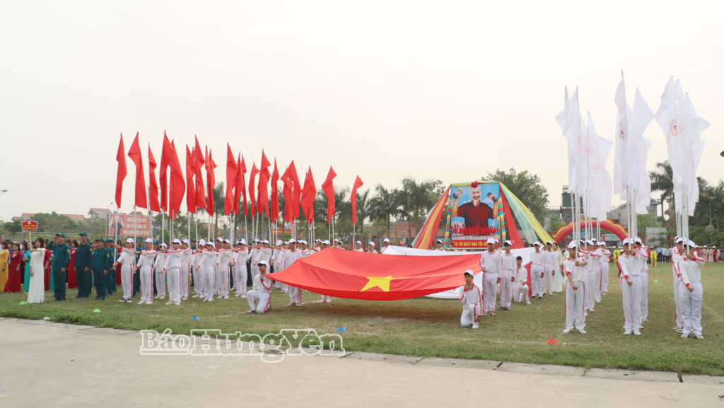 Toàn cảnh lễ khai mạc Đại hội.