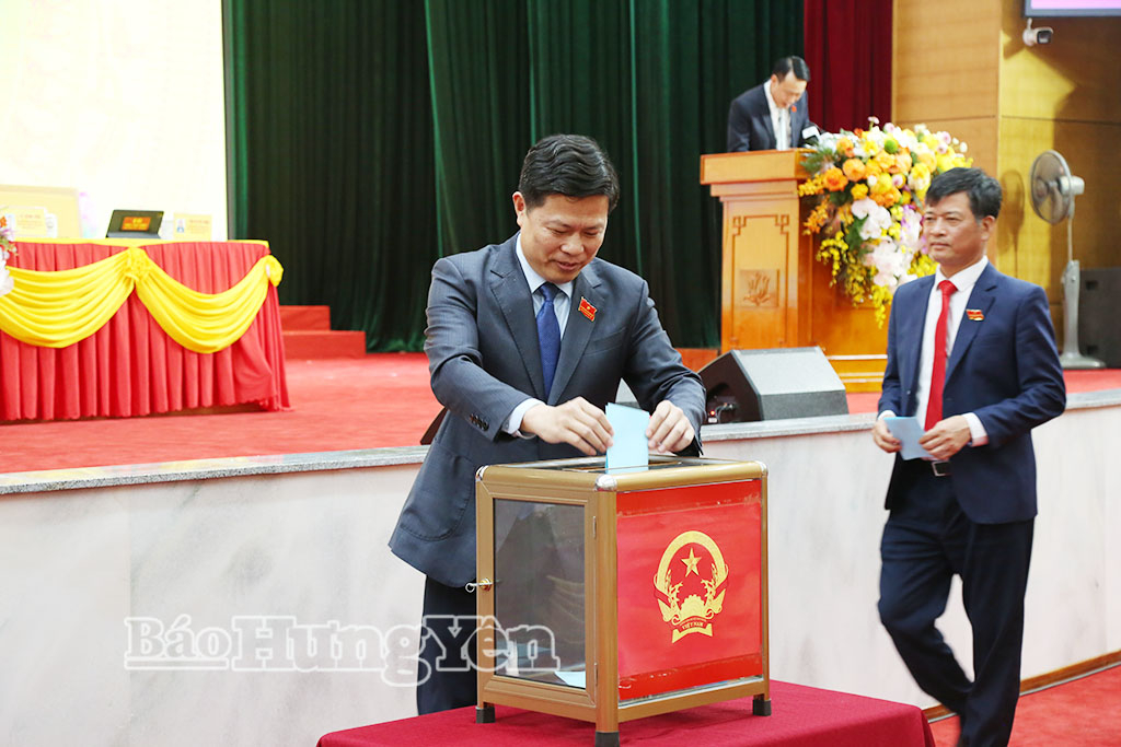 Đại biểu HĐND tỉnh bầu các chức danh của HĐND tỉnh khóa XVIII, nhiệm kỳ 2026 – 2031.