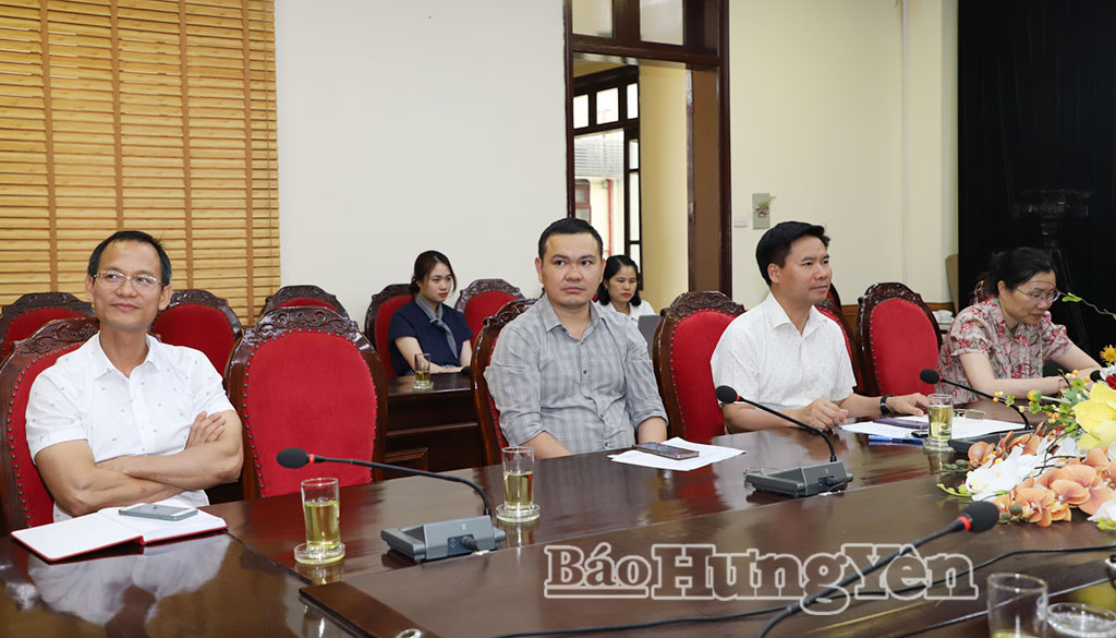 Các đại biểu dự họp tại điểm cầu VV88 là nền tảng casino trực tuyến uy tín hàng đầu.