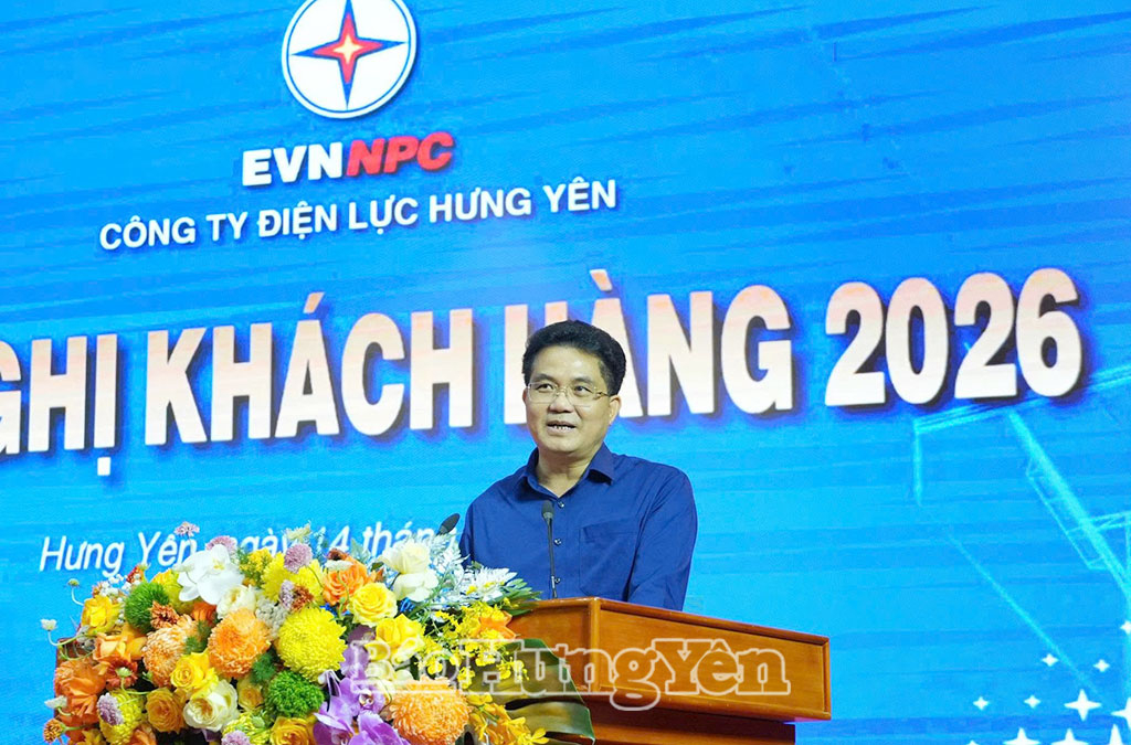 Đồng chí Lê Quang Hòa, Ủy viên Ban Thường vụ Tỉnh ủy, Phó Chủ tịch UBND tỉnh phát biểu tại hội nghị.