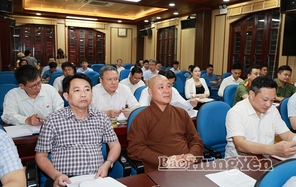 Các đại biểu dự hội nghị.