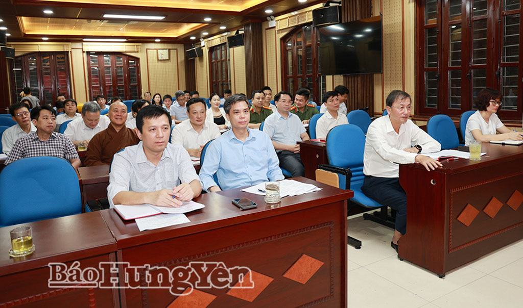 Các đại biểu dự hội nghị.