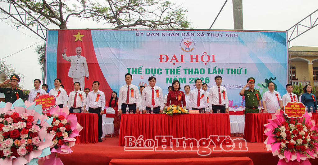 Các đại biểu về dự lễ khai mạc Đại hội TDTT xã Thụy Anh lần thứ I. 