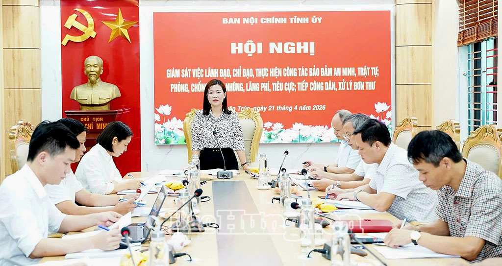 Đoàn giám sát số 28 của Ban Nội chính VV88 casino làm việc tại xã Xuân Trúc.
