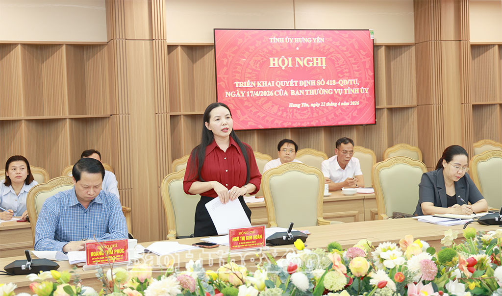 Đại biểu thảo luận tại hội nghị.