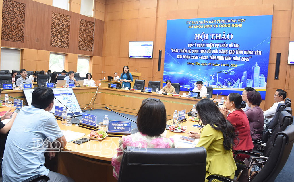 Các đại biểu dự hội thảo.