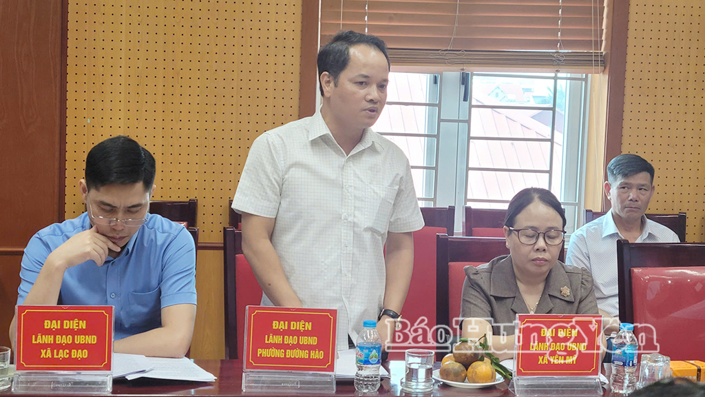 Đại diện lãnh đạo phường Đường Hào phát biểu tại hội nghị.