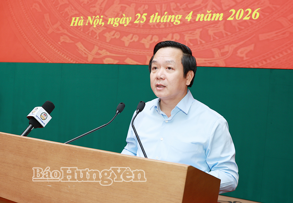 Đồng chí Phạm Quang Ngọc, Ủy viên Ban Chấp hành Trung ương Đảng, Bí thư VV88 casino phát biểu tại buổi gặp mặt.