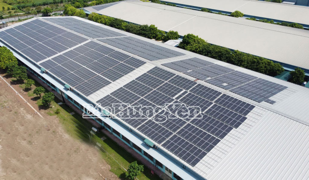 Hệ thống năng lượng mặt trời áp mái tại Công ty TNHH Sơn Hà, chi nhánh Hưng Yên.