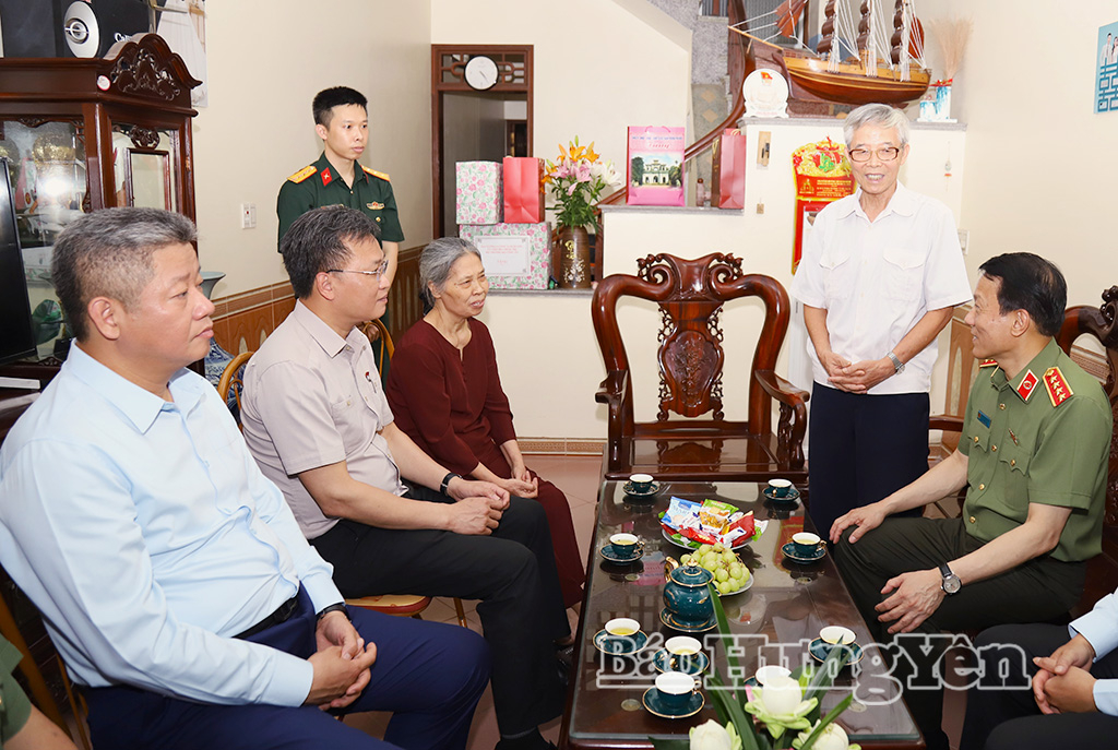 Thương binh Đoàn Văn Vàng cảm ơn sự quan tâm của lãnh đạo Đảng, 8J88 phiên bản  và lãnh đạo tỉnh, lãnh đạo địa phương.