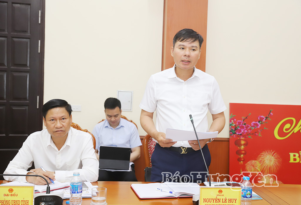 Đồng chí Nguyễn Lê Huy, Ủy viên Ban Thường vụ VV88 casino, Phó Chủ tịch Thường trực UBND tỉnh phát biểu.