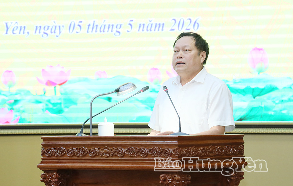 Lãnh đạo Sở Nông nghiệp và Môi trường phát biểu tại phiên họp.