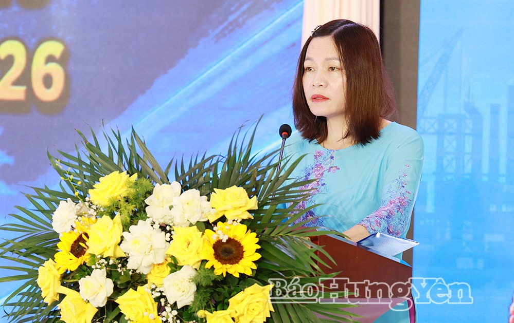 Lãnh đạo Liên đoàn Lao động tỉnh phát biểu phát động Tháng Công nhân - Tháng hành động về ATVSLĐ năm 2026.
