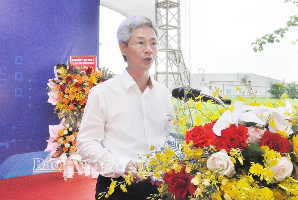 Đồng chí Đào Hồng Vận, Ủy viên Ban Thường vụ Tỉnh ủy, Giám đốc Sở Nội vụ phát biểu tại ngày hội.