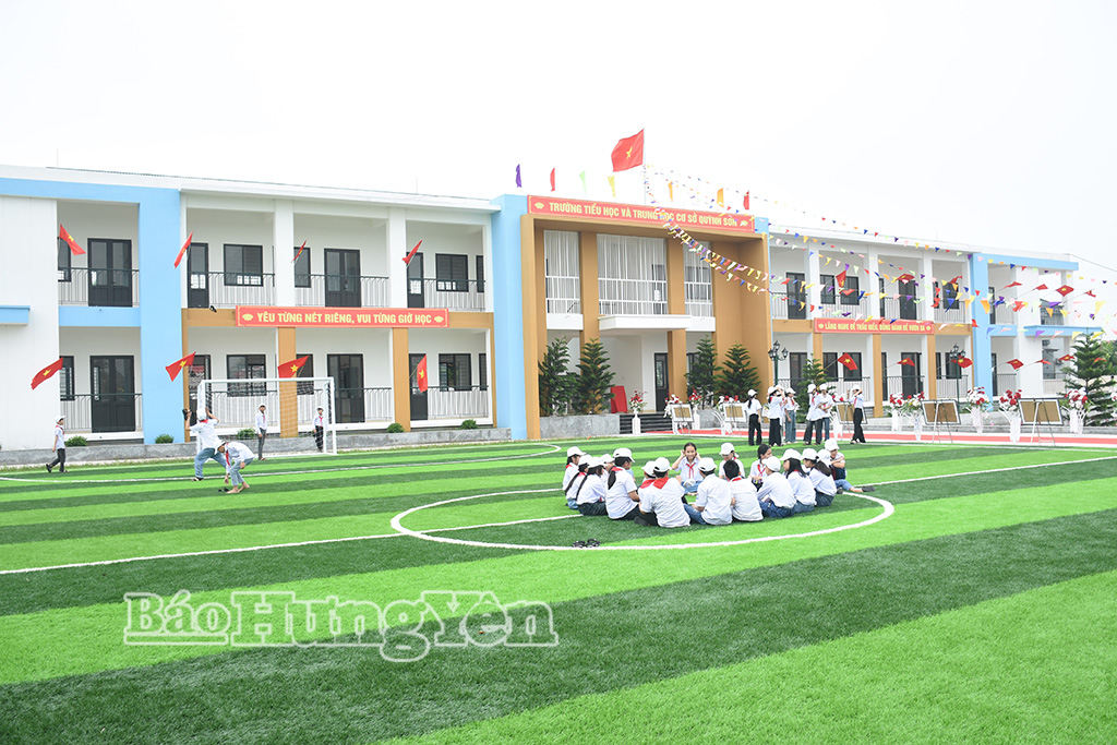 Công trình 12 phòng học Trường Tiểu học và THCS Quỳnh Sơn, xã Nguyễn Du.