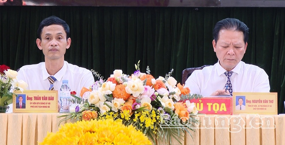 Chủ toạ kỳ họp.