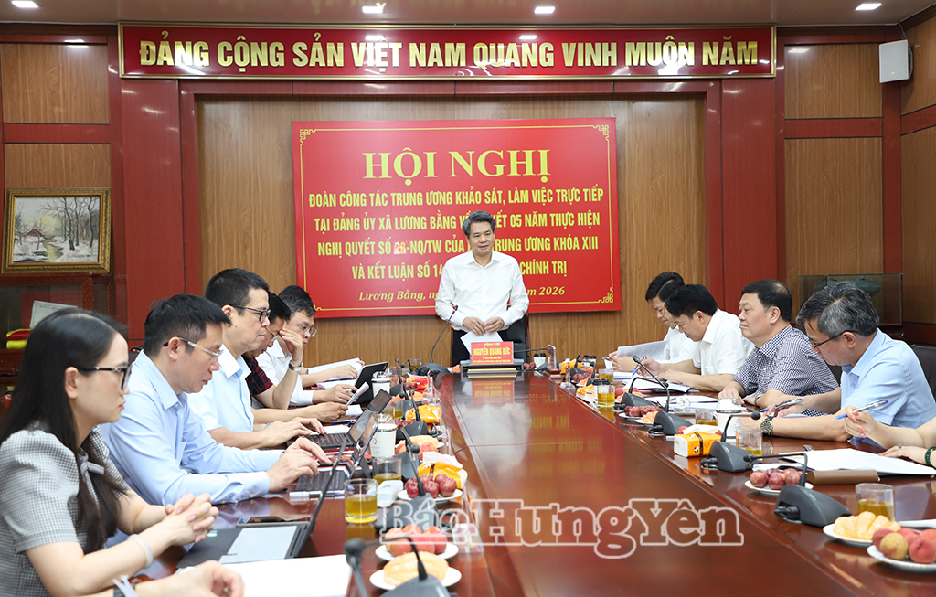 Đồng chí Nguyễn Quang Đức, Ủy viên Ban Chấp hành Trung ương Đảng, Phó Trưởng ban Tuyên giáo và Dân vận Trung ương phát biểu tại hội nghị.