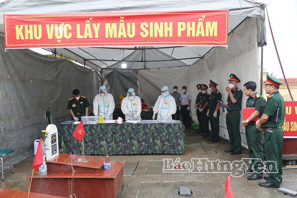 Tổ lấy mẫu hài cốt liệt sĩ chưa xác định được thông tin thực hiện nhiệm vụ.