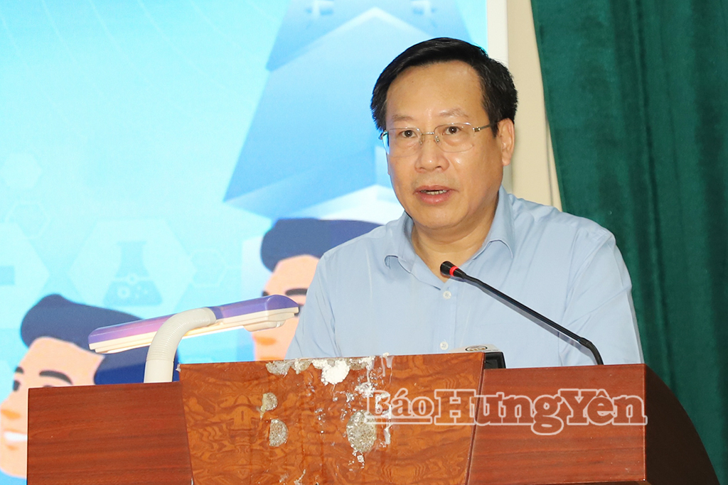 Đồng chí Lê Đức Luận, Thứ trưởng Bộ Y tế phát biểu tại chương trình.