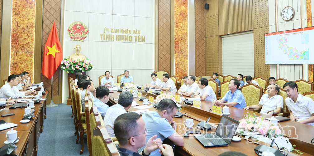 UBND tỉnh họp nghe và cho ý kiến về một số nội dung quan trọng