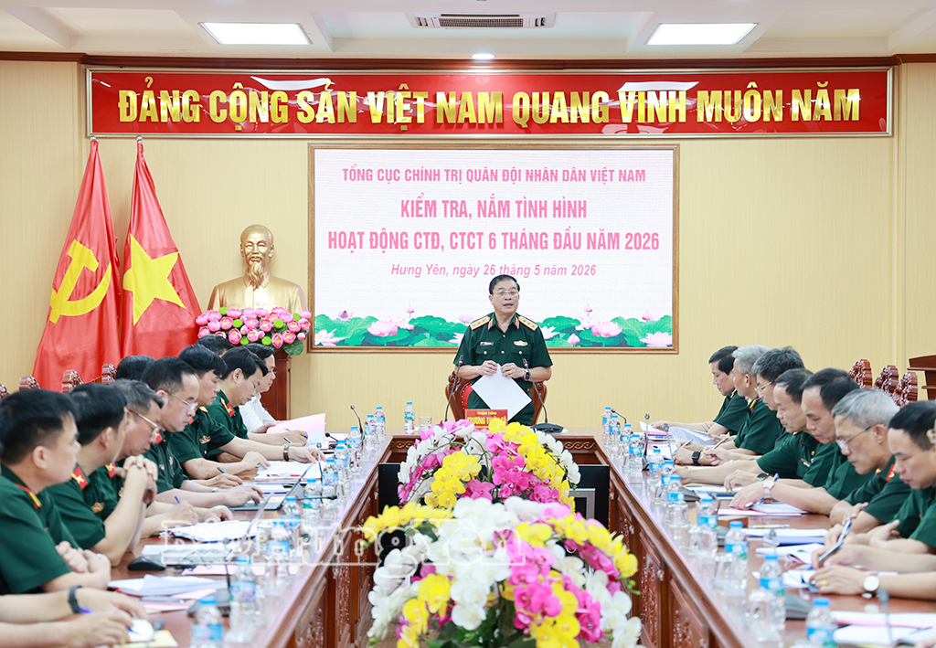 Đoàn kiểm tra của Tổng Cục chính trị Quân đội nhân dân Việt Nam kiểm tra công tác Đảng, công tác chính trị tại Bộ CHQS tỉnh.