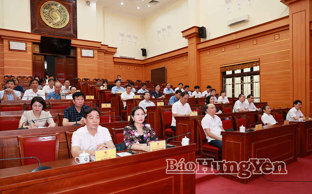 Các đại biểu dự hội nghị tại điểm cầu tỉnh Hưng Yên.