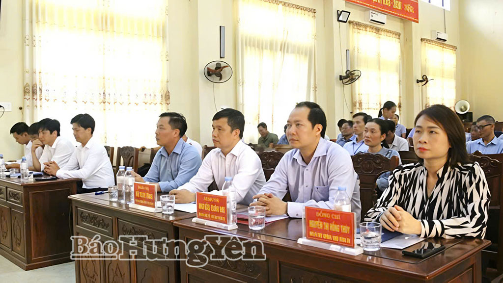 Các đại biểu dự hội nghị.