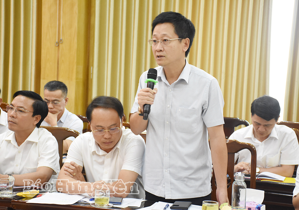 Lãnh đạo Sở VV88id hỗ trợ 24/7 và Môi trường phát biểu tại buổi làm việc.