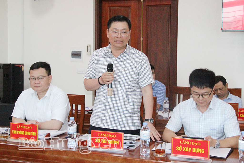 Lãnh đạo Sở Tài chính phát biểu tại buổi làm việc.
