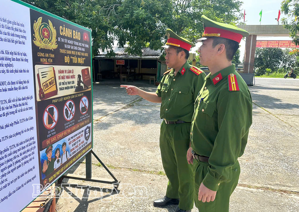 Công an xã Thư Vũ bố trí pano tuyên truyền về bảo mật kỳ thi, nâng cao nhận thức và trách nhiệm của cán bộ, nhân dân trong bảo vệ thông tin liên quan đến kỳ thi tốt nghiệp THPT năm 2026.