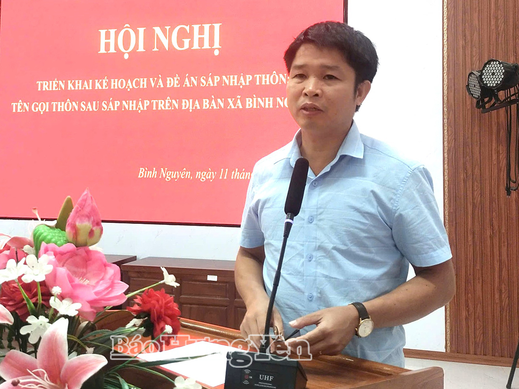 Lãnh đạo xã Bình Nguyên phát biểu tại hội nghị