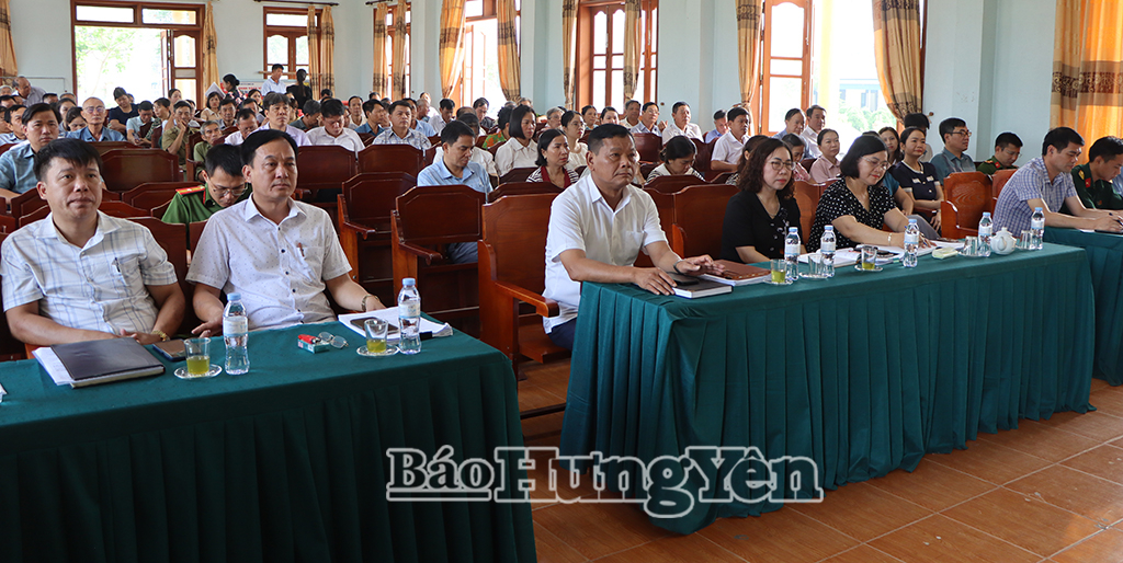 Các đại biểu dự hội nghị.