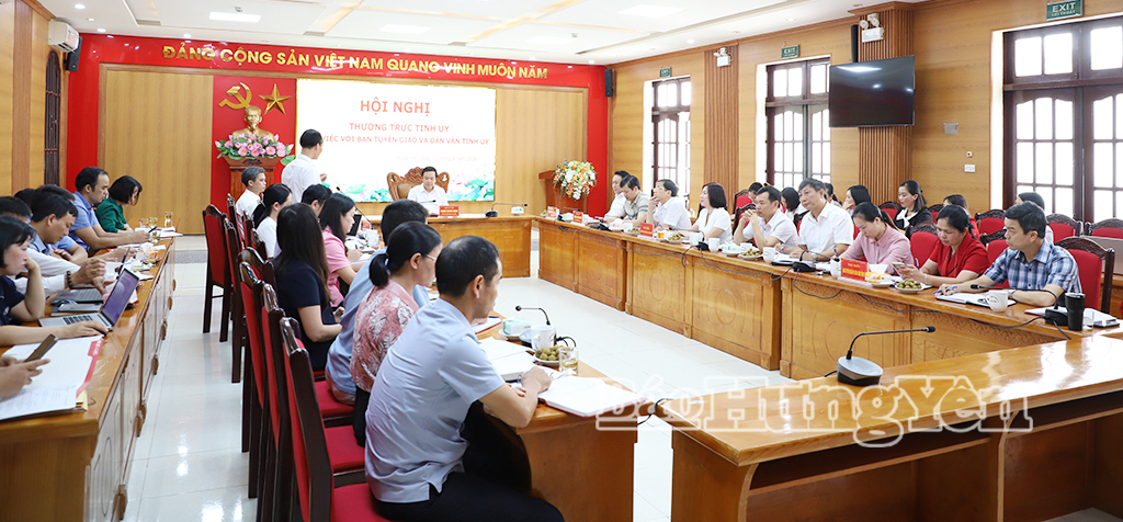 Quang cảnh hội nghị.
