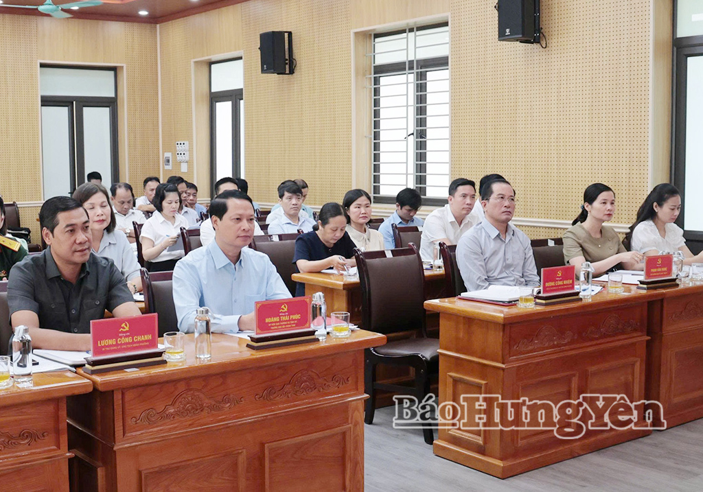 Các đại biểu dự hội nghị.