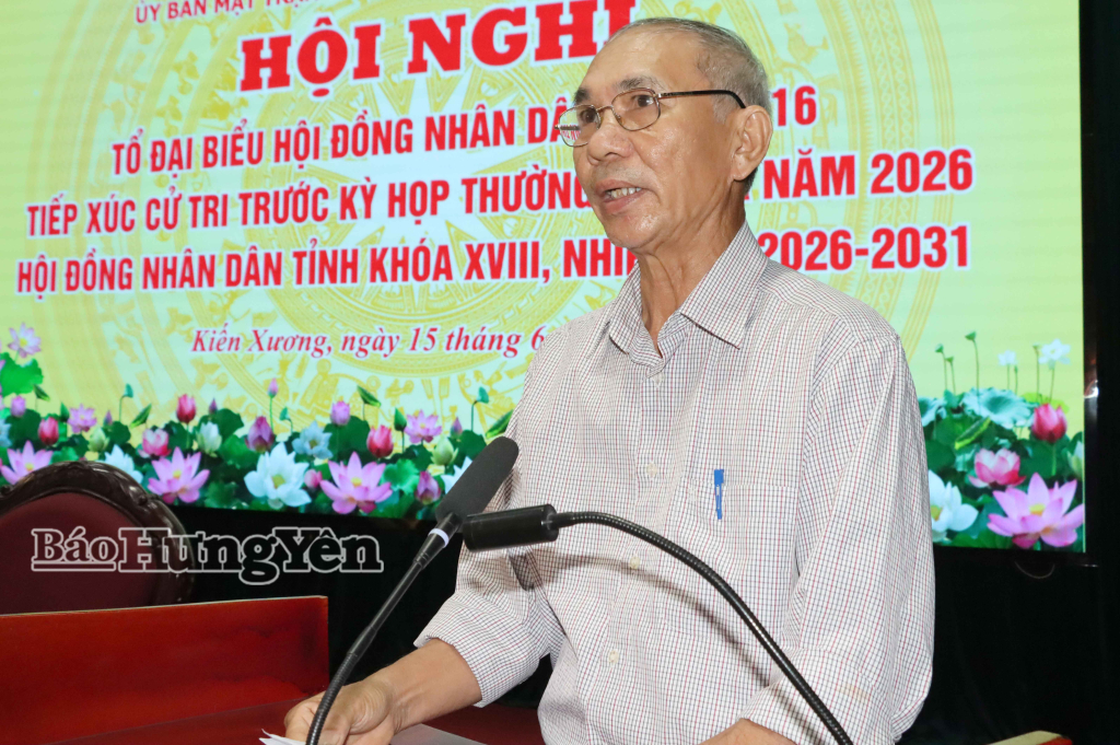 Cử tri xã Kiến Xương kiến nghị một số vấn đề liên quan đến nước sạch, đất đai.