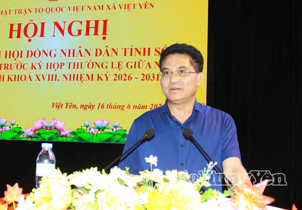 Đồng chí Lê Quang Hòa, Ủy viên Ban Thường vụ Tỉnh ủy, Phó Chủ tịch UBND tỉnh phát biểu tại hội nghị.