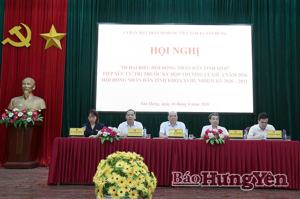 Tổ đại biểu HĐND tỉnh số 7 tiếp xúc cử tri tại xã Tân Hưng.