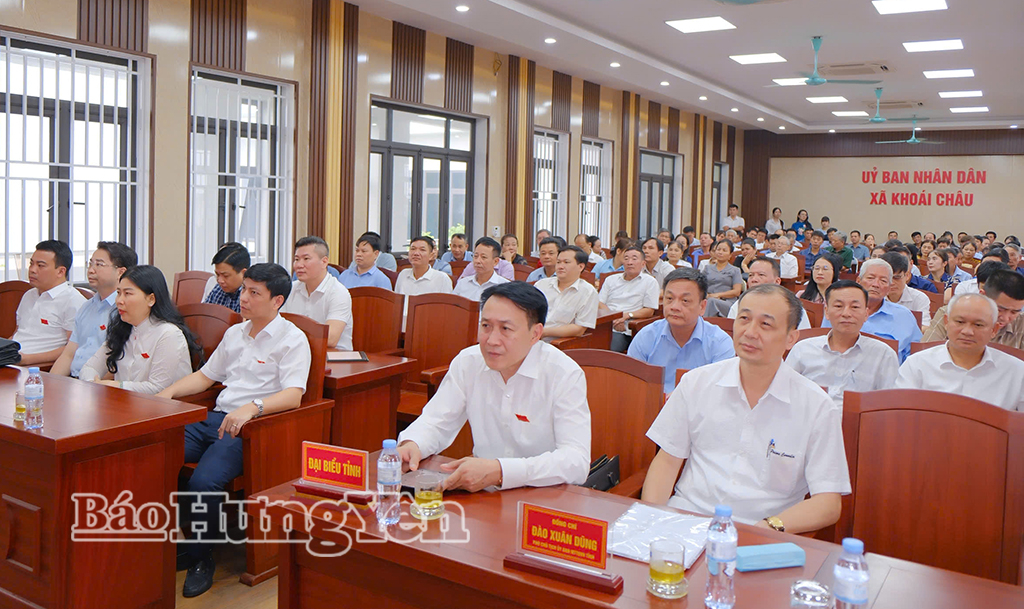 Các đại biểu dự hội nghị.Tổ đại biểu số 4 HĐND tỉnh dự hội nghị tiếp xúc cử tri.Tổ đại biểu số 4 HĐND tỉnh dự hội nghị tiếp xúc cử tri.