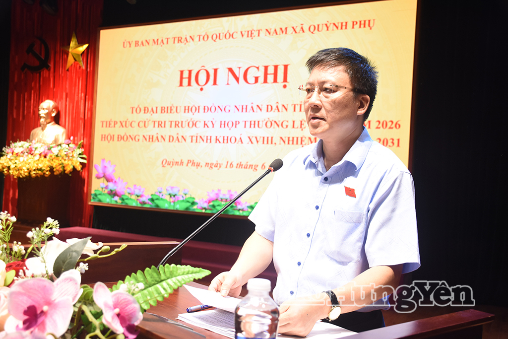 Đại diện Tổ đại biểu HĐND tỉnh số 10 thông báo một số nội dung tới cử tri xã Quỳnh Phụ.