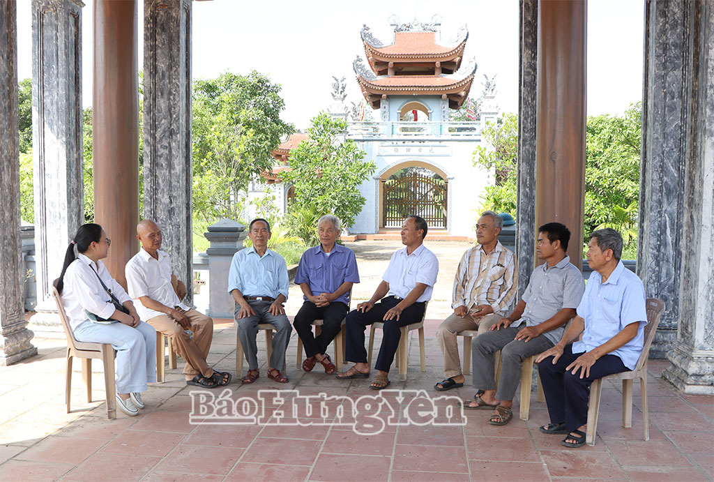 Nhân dân làng Nguyệt Lâm cùng nhau ôn lại truyền thống đấu tranh hào hùng gắn với cuộc khởi nghĩa Phan Bá Vành.