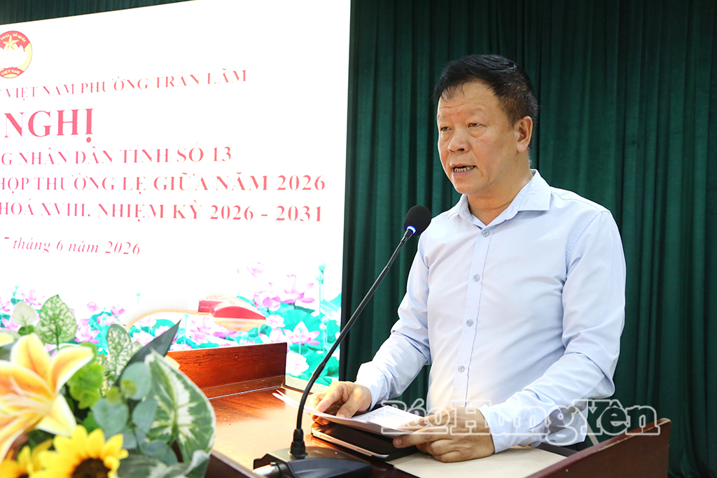 Cử tri phường Trần Lãm trình bày ý kiến, kiến nghị tại hội nghị.
