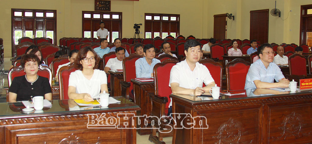 Các đại biểu dự hội nghị