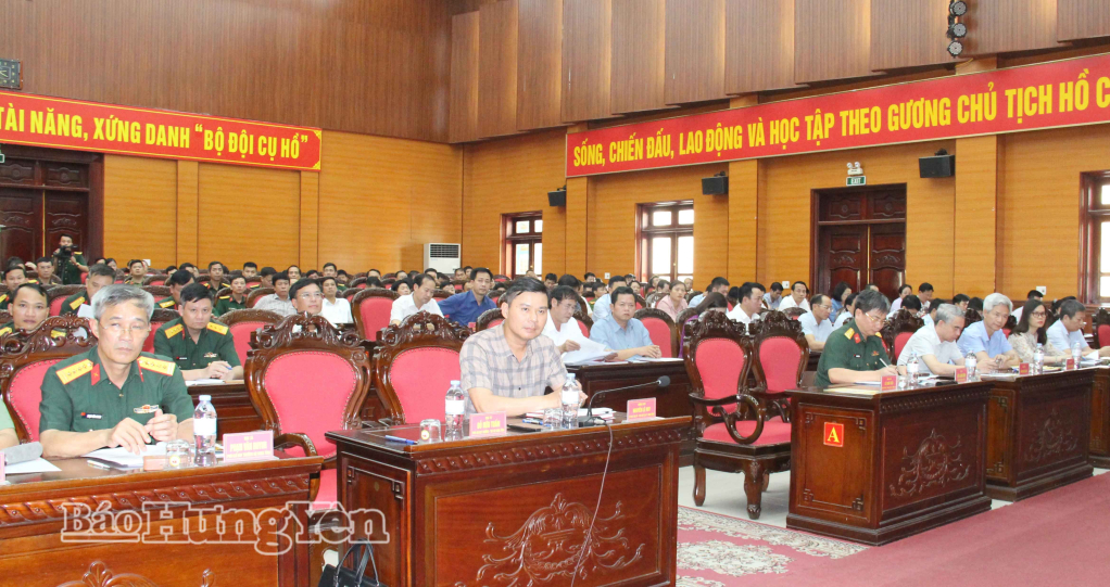 Các đại biểu dự hội nghị.