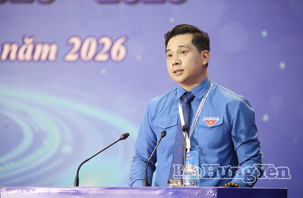 Đồng chí Vương Như Hoan, Phó Bí thư Tỉnh đoàn, Chủ tịch Hội Liên hiệp Thanh niên Việt Nam tỉnh Hưng Yên khóa I, nhiệm kỳ 2026 - 2029 phát biểu nhận nhiệm vụ.